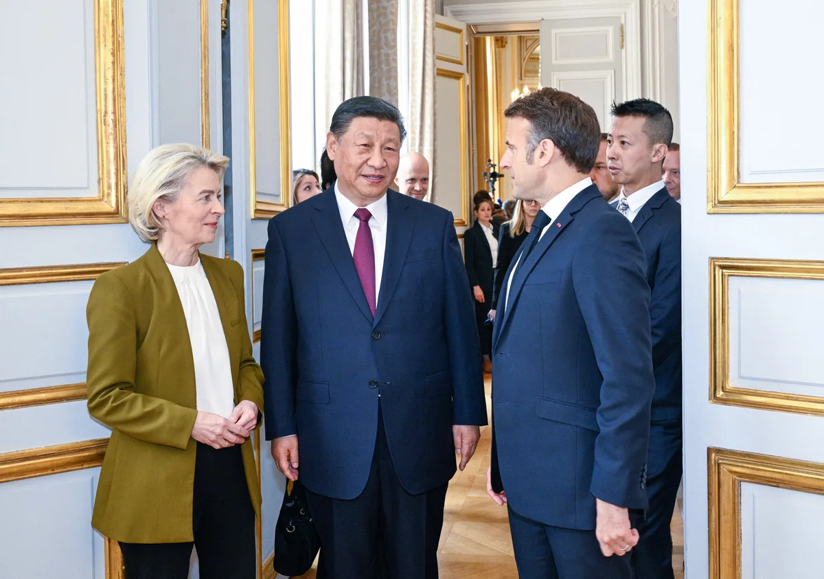 "Face à la Chine, la disparition de l'automobile européenne est un risque réel" : l'alerte de l'économiste Brad Setser