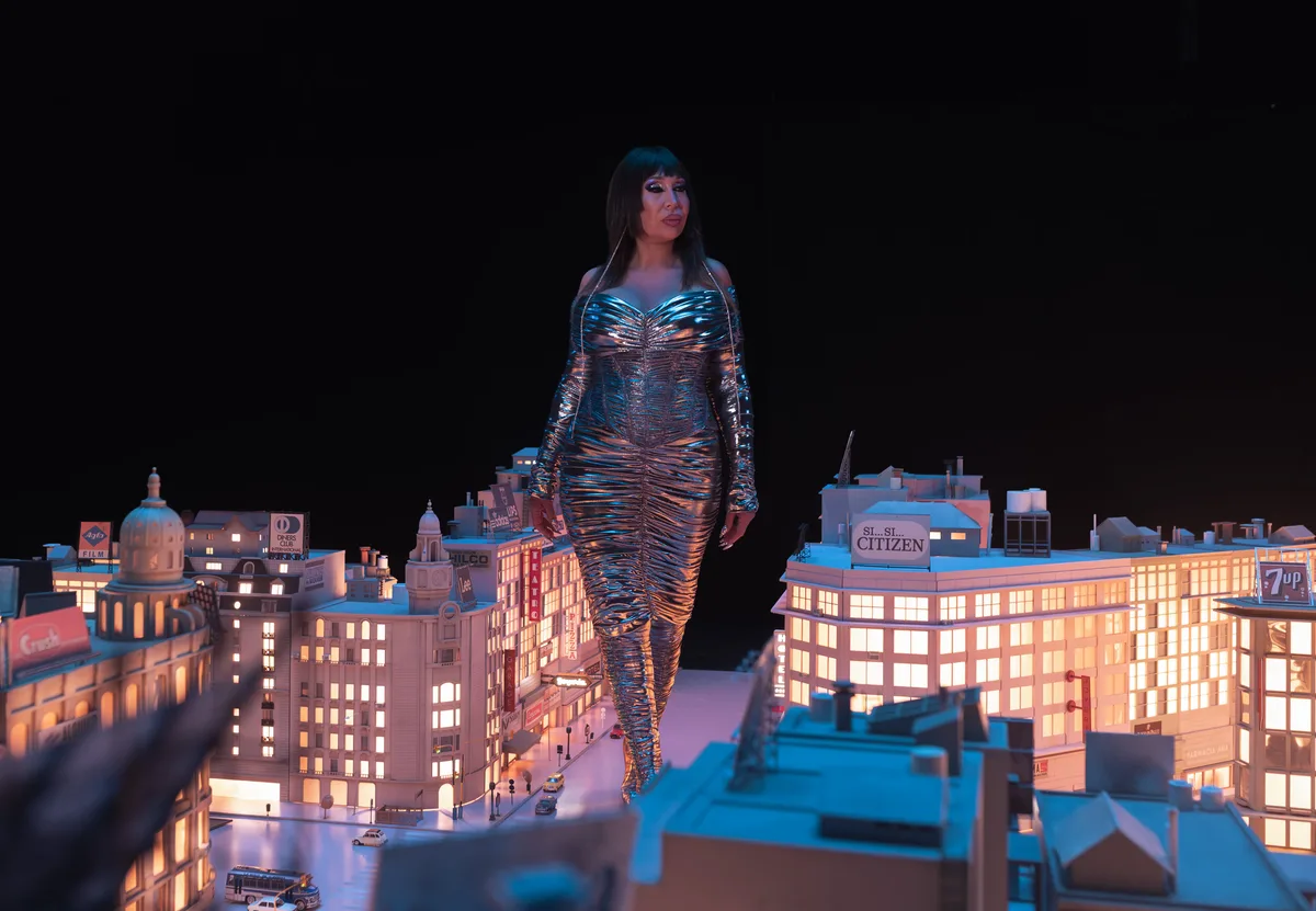 “Queen Kong”, una bruja para limpiar la casa, el debut de la nieta y el top 10 mundial de Netflix: números y secretos de Moria