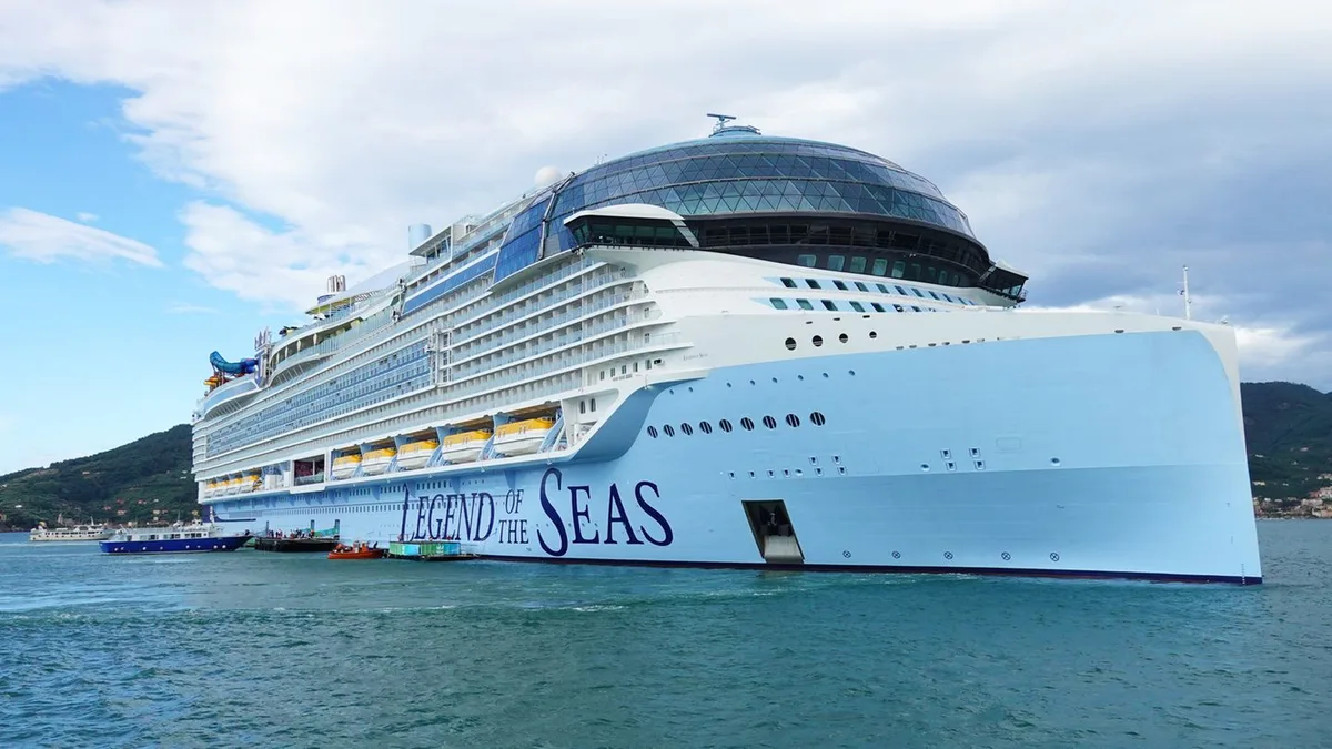 Legend of the Seas: So sieht das größte Kreuzfahrtschiff der Welt aus