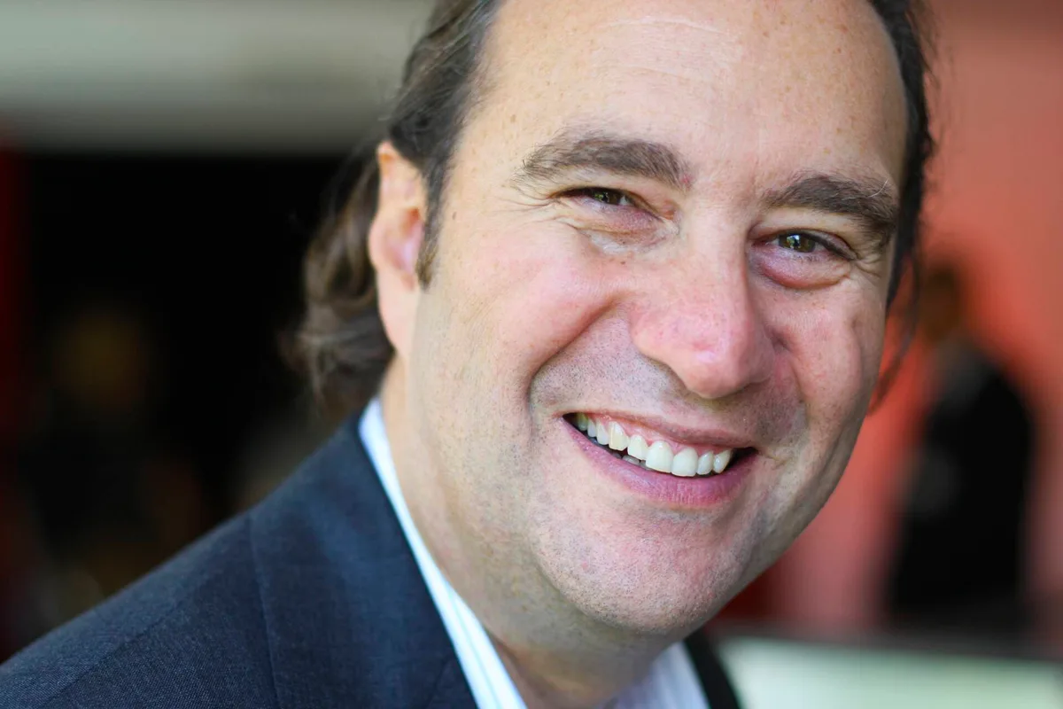 Xavier Niel repreneur d'un opérateur de télécoms de Besançon