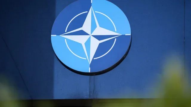 Ucrânia: Órgão militar supremo da NATO visita Kyiv em outubro