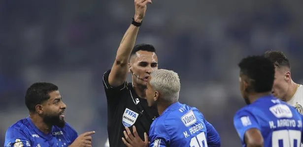 Brasileirão estreia novas regras de arbitragem; entenda cada mudança