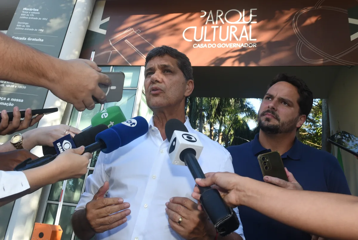 Ricardo luta não só contra Pazolini, mas contra um tabu político histórico no Brasil