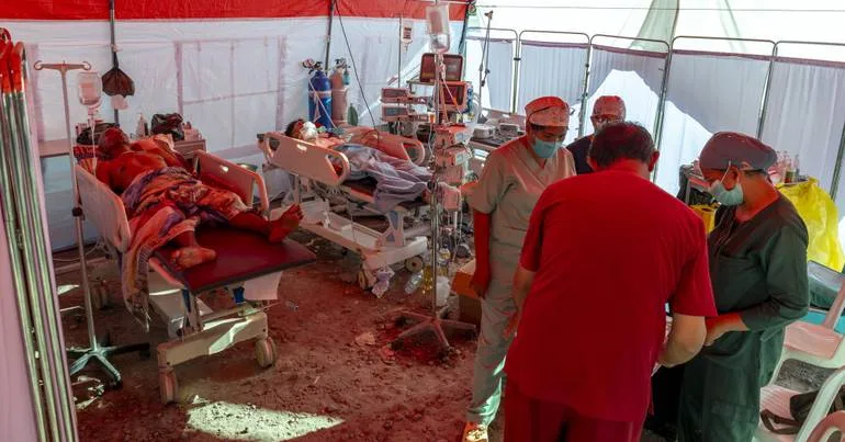 Sismo na Indonésia causa 70 mortos e 22 mil deslocados