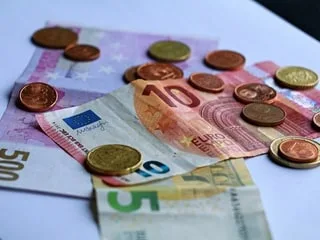 Cette ville des Yvelines va verser jusqu’à 100 € d’argent de poche aux ados, mais pas sans contrepartie