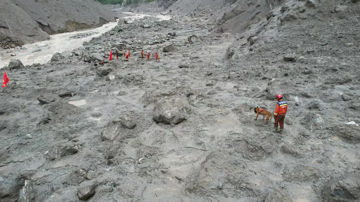 Nepal: número de mortos por inundação sobe para 675
