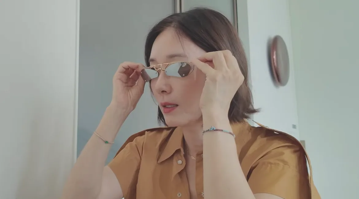 오연수, ♥손지창 몰래(?) 안경 컬렉션 공개…“가수할 때부터 모아, 30년 넘었다”