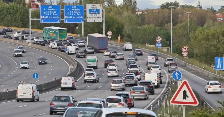 Seis infrações nas primeiras horas das novas regras na VCI