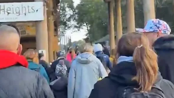 Die Momente nach der Tiger-Attacke - Alle raus aus dem Zoo!