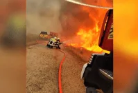 Vídeo: incêndio deixa céu vermelho durante noite na Croácia