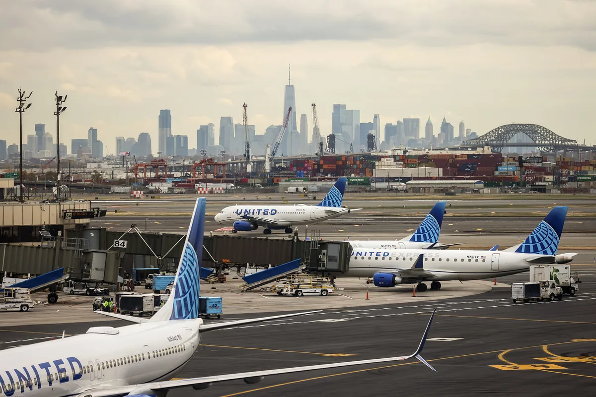 Flights delayed out of Newark and Philadelphia after FAA orders ground stops