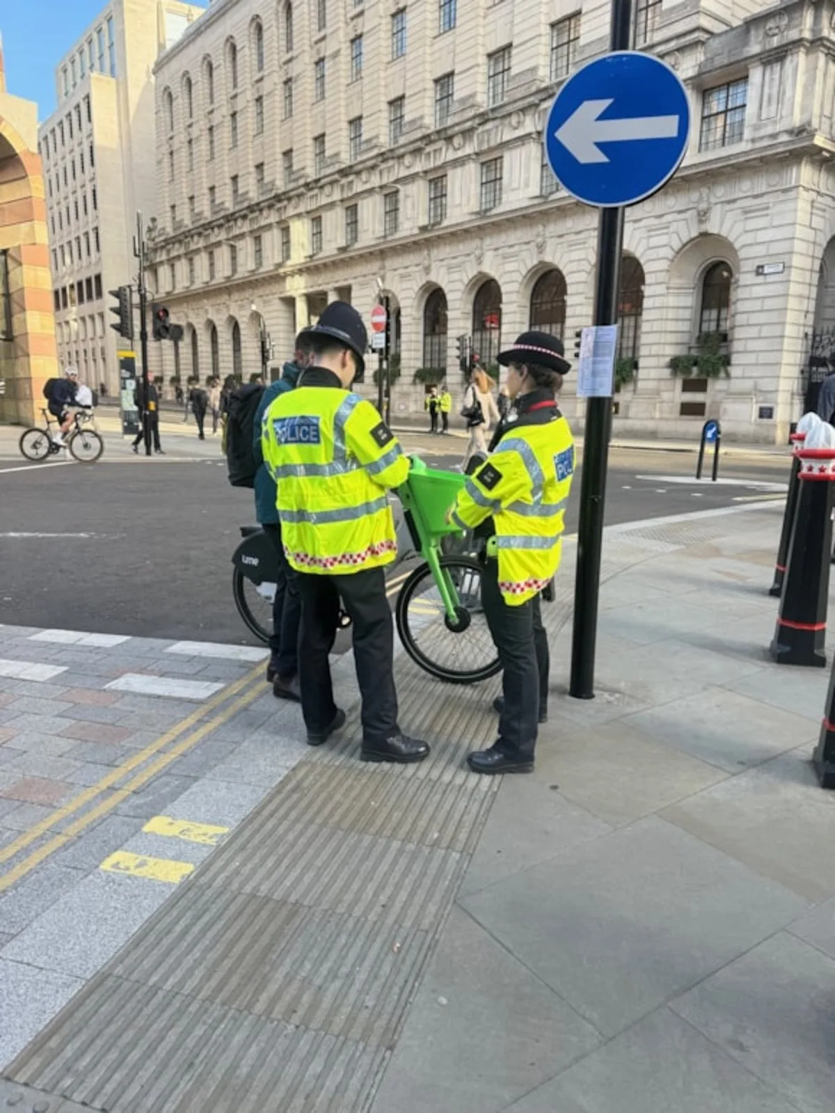 City of London cyclists 'sin bin': Police reveal bold new approach for red light jumpers