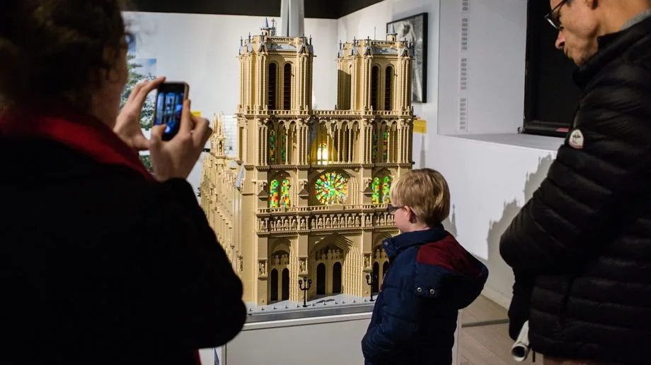 Lego : comment la petite brique vieille de près de 70 ans continue de cartonner