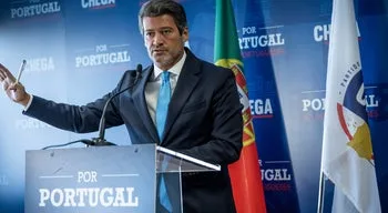 Ventura deverá anunciar moção de censura esta quarta-feira