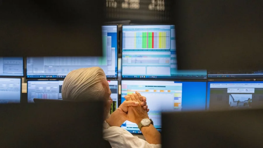 Dax aktuell: Dax fällt unter 26.000 Punkte – Rally steht vor wichtigem Belastungstest