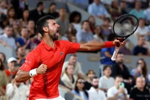 Novak Djokovic perde de 50º do mundo após mal estar