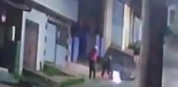Homem morre dias após ser baleado defendendo namorada de assalto em SP