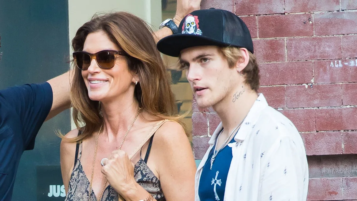 Sohn von Cindy Crawford gestorben - Im März war Presley (†27) noch voller Hoffnung!