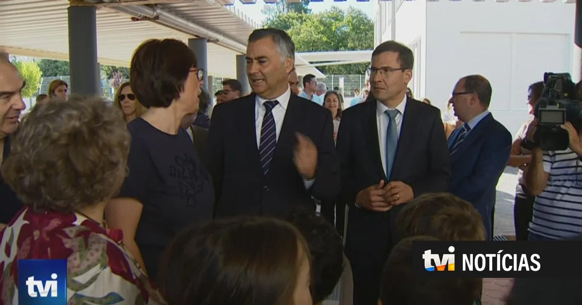 Estudantes sem escolas leva a “situação complicada” em Lisboa. Pais processam Estado por falta de vagas