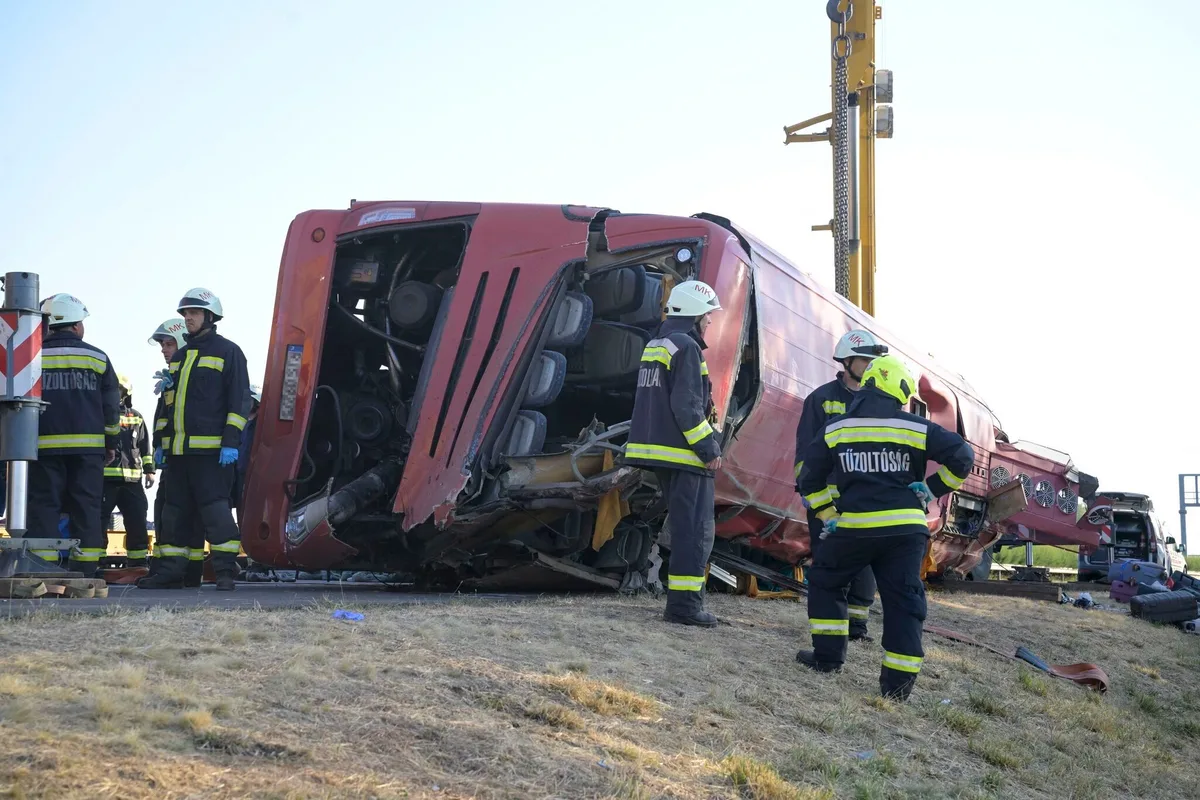Hongrie : après un accident de bus ayant fait 12 morts, la Pologne envoie un avion sanitaire