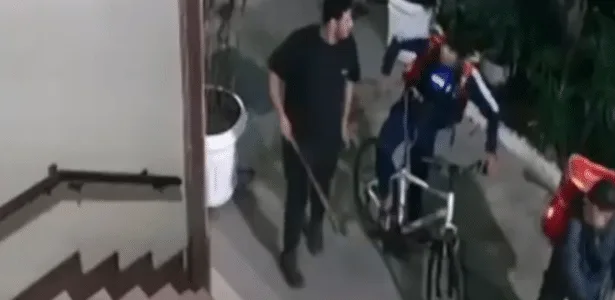 Segurança é preso por agredir ciclista que morreu em Copacabana