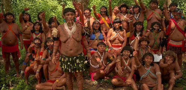 Mulheres Yanomami citam mortes de crianças e lançam manifesto contra Flávio