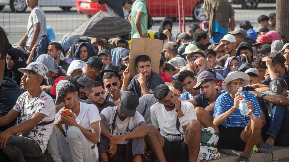 Detenidos dos migrantes marroquíes por agredir a guardias civiles que disolvían una reyerta en Ceuta