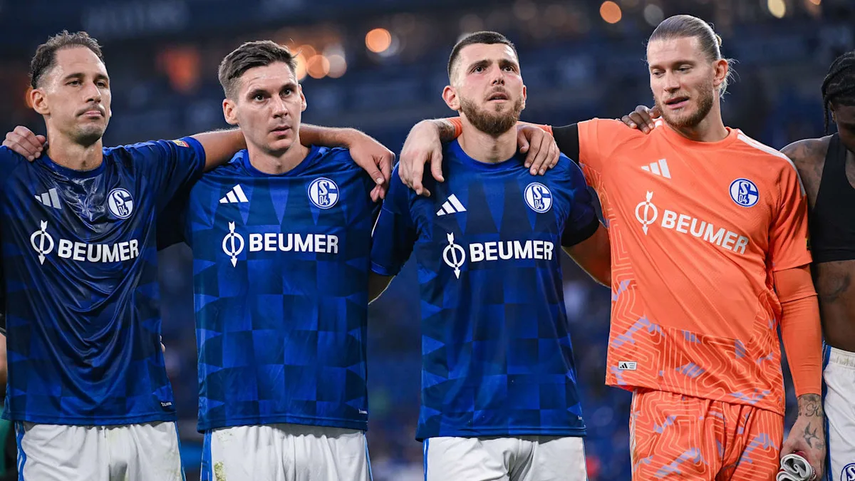Es geht um seine Zukunft - Abwehr-Star enttäuscht von Schalke!