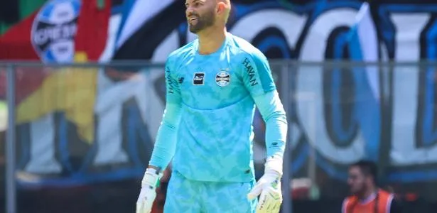 Weverton garante o melhor 0 a 0 da temporada