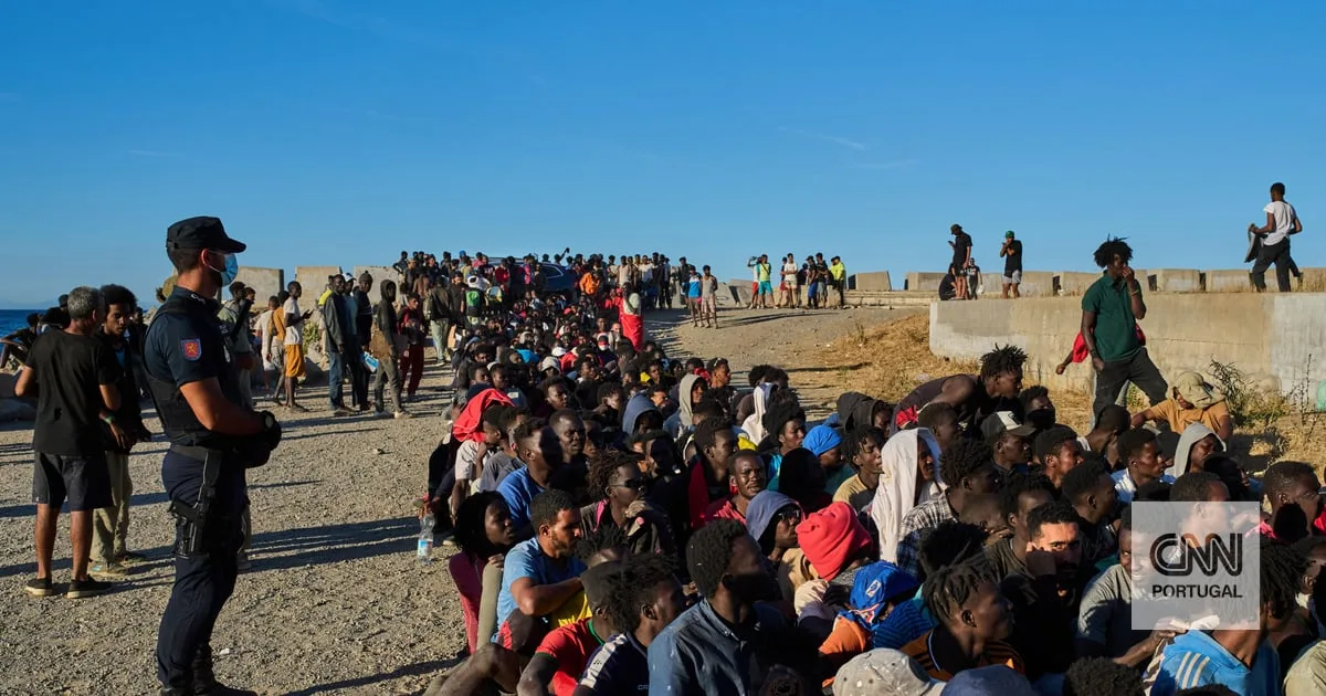 Crise migratória. Espanha garante que Ceuta tem os recursos necessários para responder ao aumento da procura