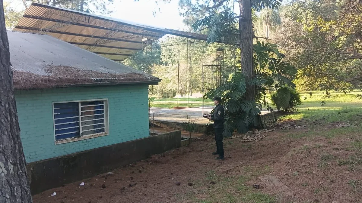 Un adolescente de 13 años murió tras recibir una descarga eléctrica en el techo de una escuela de Misiones