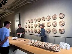 Butterstulle wird Luxus: Deutsches Roggenbrot erobert New York