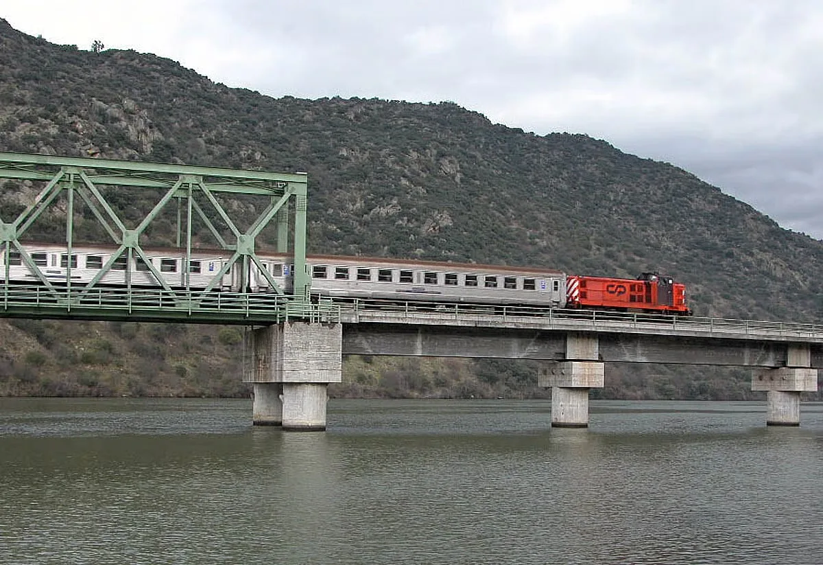 Circulação suspensa na Linha do Douro entre Marco e Régua de novembro a março