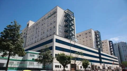 Una rata sorprende a un paciente recién operado de cardiología en el Hospital Puerta del Mar de Cádiz