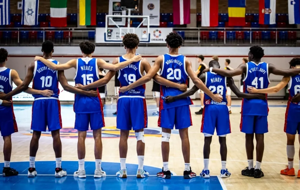 Novatadas de pesadilla: escándalo y violencia en el baloncesto francés