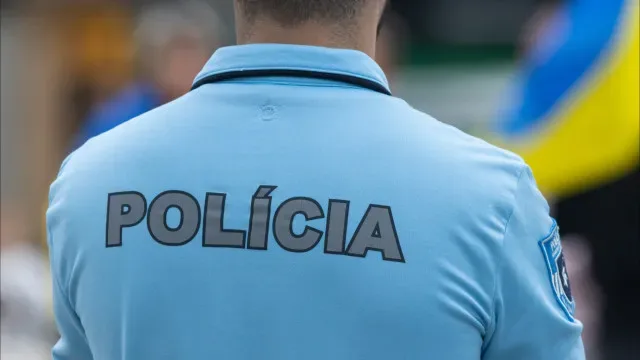 Morde e arranha PSP na Loja do Cidadão das Laranjeiras em Lisboa