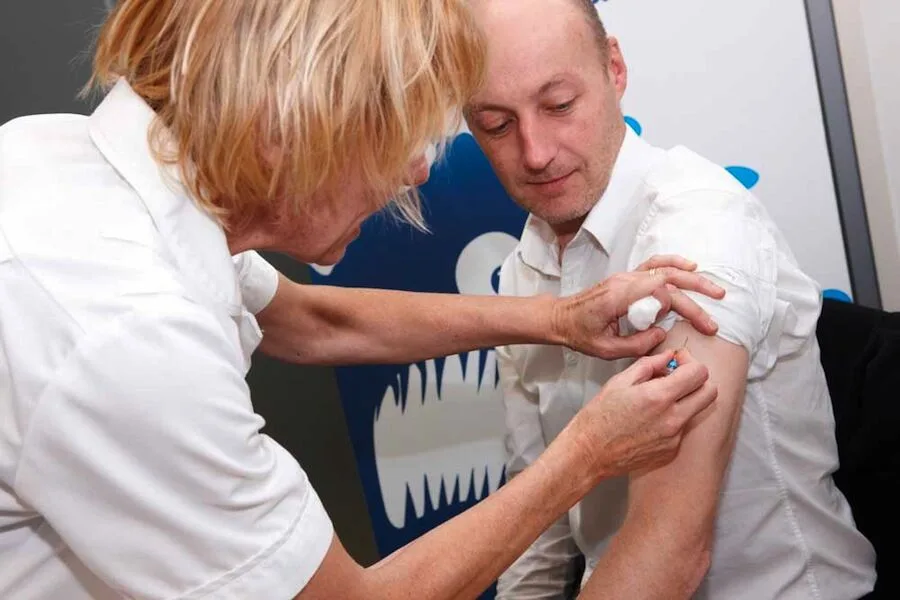 Vacinas contra gripe devem esgotar mais cedo