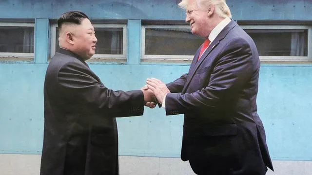 Donald Trump und Kim Jong-un: Warum hilft Trump Kim Jong-un?