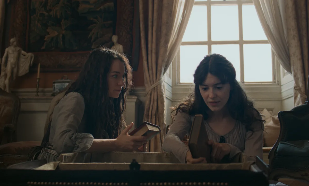 ‘Sense And Sensibility’ Review: Director Georgia Oakley Brings A Rebellious Spirit To Jane Austen’s Still-Sharp Social Satire