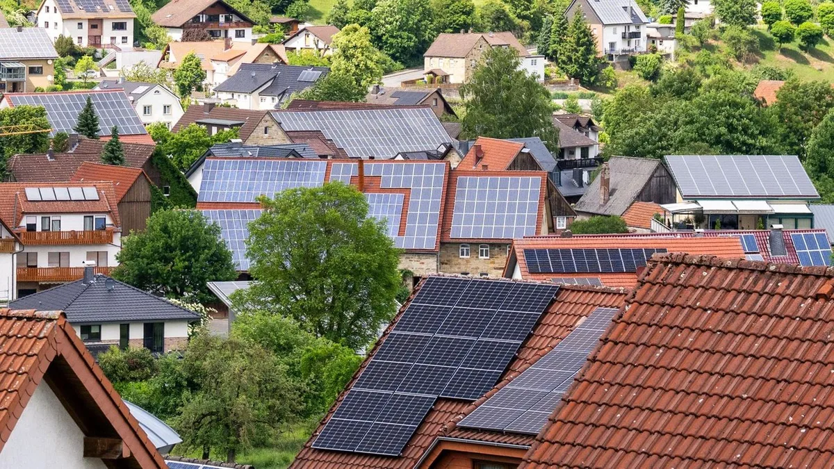 Solar-Ausbau: Deutschland erreicht sein Solar-Ziel – doch es gibt Kritik an Katherina Reiche