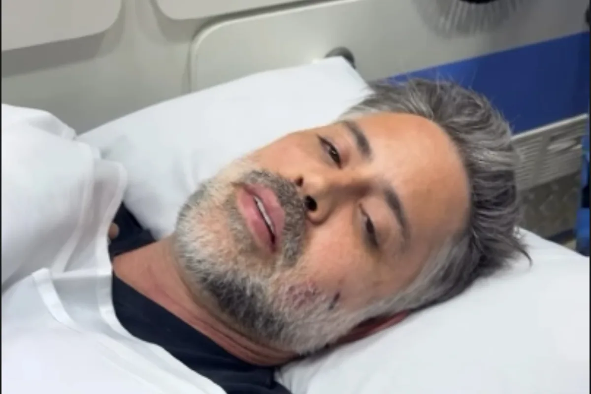 Ex-deputado Alexandre Freitas sofre acidente e é arremessado de moto