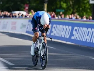 « Pas digne des championnats du monde » : l’état de la chaussée à Montréal fait polémique dans le peloton