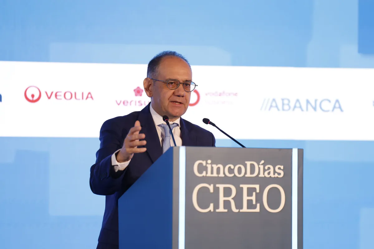 El economista jefe del Banco de España prevé una inflación “volátil, elevada y persistente”