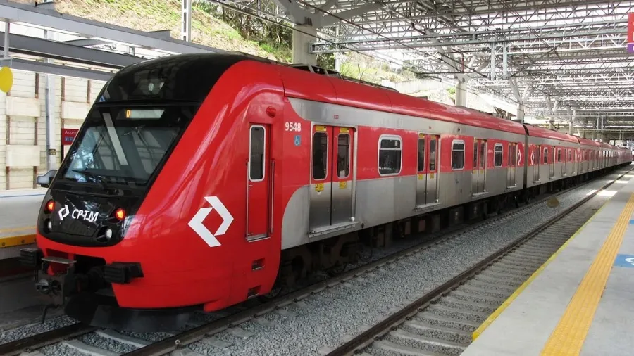 Funcionários da Linha 10 da CPTM anunciam estado de greve por garantia de empregos