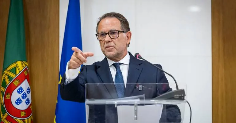 Quem pode usar bens apreendidos pelas polícias e para quê?