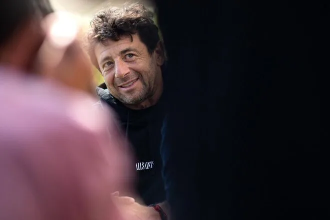 Affaire Bruel: l’allègement du contrôle judiciaire du chanteur est confirmé