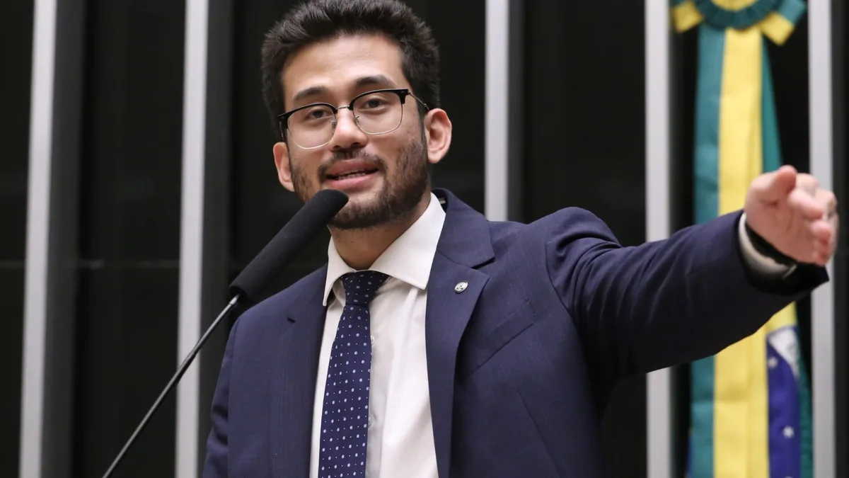Kim Kataguiri diz que decisão de Toffoli sobre Renan Santos é ilegal