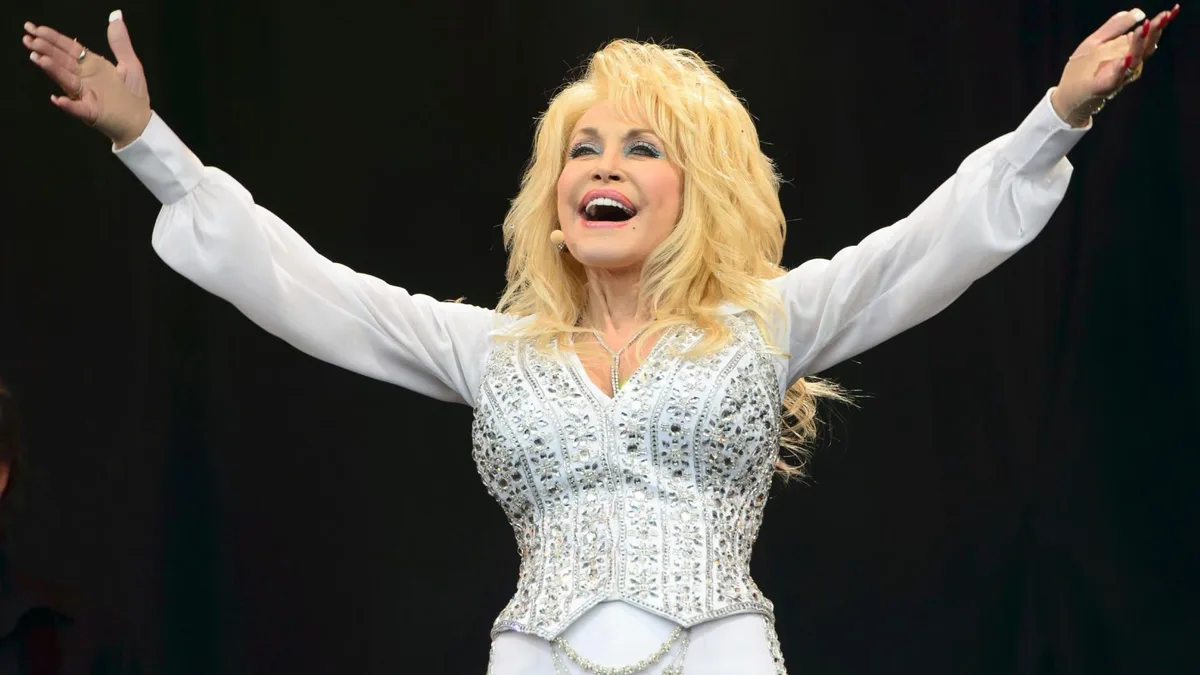 Así fue el último adiós a Dolly Parton: un funeral íntimo y una sepultura junto a su esposo Carl Dean