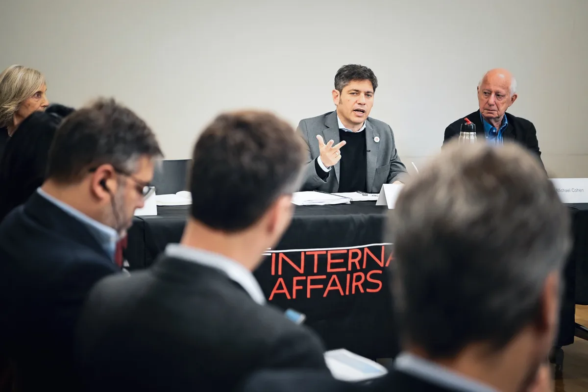 En Nueva York, Kicillof afronta un test clave con fondos de inversión y asiste a un foro progresista con Mamdani