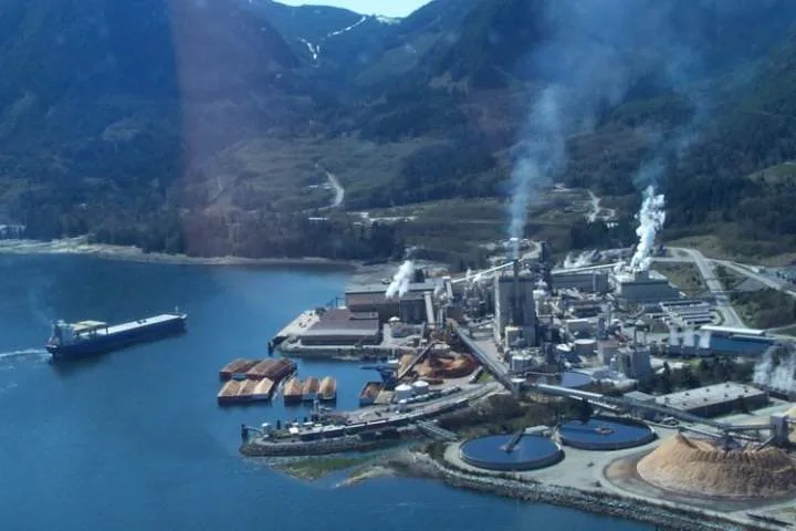 Domtar ‘indefinitely curtailing’ Howe Sound pulp mill